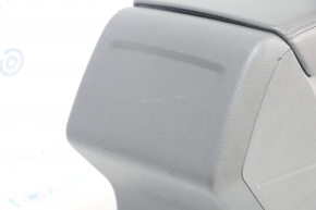 Central console armrest and cup holders VW Jetta 19- leather black, scratches