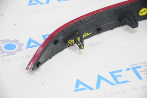 Reflector rear left VW Jetta 19 - scratches, broken mount