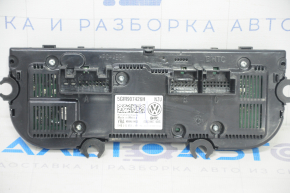 VW Jetta 19 heater control - no heated seats, scratches on glass
