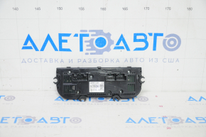 VW Jetta 19 heater control - no heated seats, scratches on glass