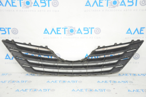 Radiator grill grill Toyota Camry v40 07-09 hybrid, chrome, broken honeycombs, sand, scratches