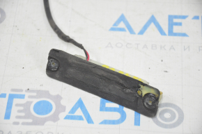 Trunk opening button Toyota Camry v40 07-09 broken, hardened, rubber dried out