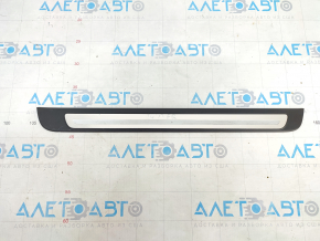 Door sill trim outer front right Audi A4 B8 08-16 sedan chrome, broken fastener, scratches