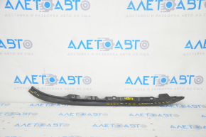 Wing seal hood-wing right Mercedes CLA 14-19 seal peeled off