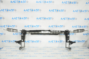 Upper radiator support Mercedes CLA 14-19 cracks