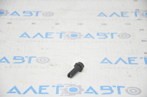 Mercedes CLA 14-19 trunk lid bumper small