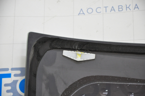 Rear glass Ford Fusion mk5 17-18 under the antenna, broken guide