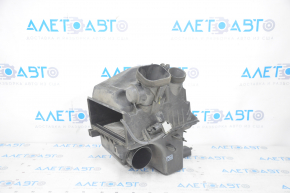 Air filter housing Toyota Sienna 11-16 2.7, 3.5 without flow meter, broken mount