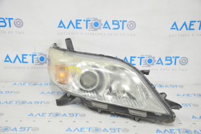 Headlight front right Toyota Sienna 11-20 bare halogen, for polishing, micro-cracks