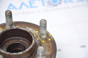 Front left hub Ford Fusion mk5 13-20 stud defect
