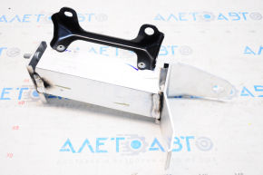 Fang of the lower reinforcement of the front bumper left Toyota Highlander 20-