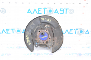 Rear left hub Toyota Camry v40 with casing, rusty, torn and dented casing