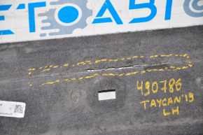 Right threshold protection Porsche Taycan 19 - tears