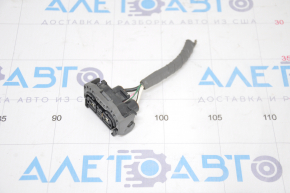 Chip for cooling fan motor Lexus UX200 19-