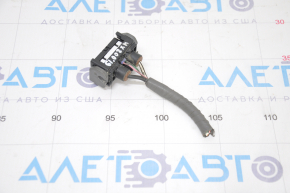 Chip for cooling fan motor Lexus UX200 19-