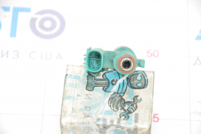 Low pressure spray nozzle Lexus UX200 UX250h 19-