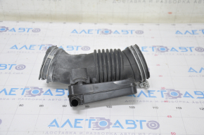 Air duct from Lexus UX200 19- filter with resonator