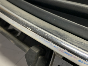 Radiator grill Mazda 6 13-17 complete with badge, sand, broken mount