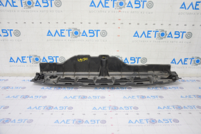Rear bumper guard central Lexus UX200 UX250h 19- crack in fastening