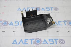 Positive terminal of battery Lexus UX200 19-