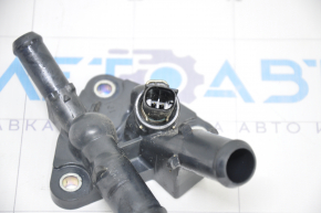 Cooling system tee Lexus UX200 19- with sensor