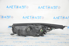 Headlight front right Toyota Highlander 14-16 bare, light, halogen, sand, for polishing, broken mount
