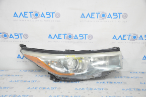 Headlight front right Toyota Highlander 14-16 bare, light, halogen, sand, for polishing, broken mount