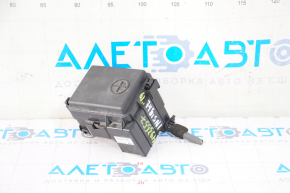 Honda Insight 19-22 underhood fuse box small, broken mount