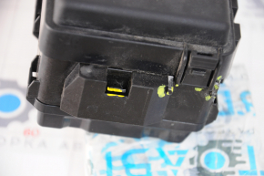 Honda Insight 19-22 underhood fuse box small, broken mount