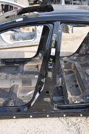 Body pillar central left Honda Insight 19-22 on the body