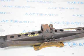 Toyota Highlander 14-19 Jack Rust