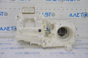 Bare heater housing Lexus UX200 19 - broken fasteners