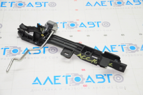 Front left door handle mechanism for a Honda Accord 18-22
