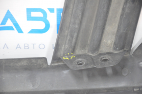 Rear bumper lip trim lower Toyota Highlander 14-19 structure, scratches, pressed, crack in fastening