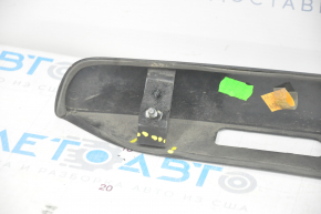 Upper trunk door molding Porsche Cayenne 958 11-14 broken fastener