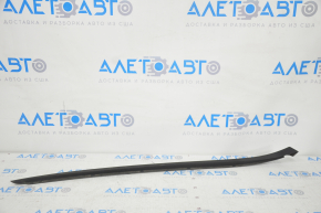 Windshield molding left Porsche Cayenne 958 11-15