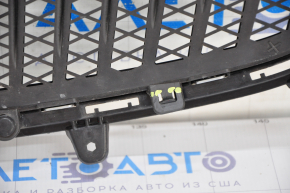 Radiator grill grill Buick Encore 17-19 sand, broken krep, peeled off coating, crack in molding