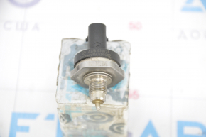 Fuel pressure sensor Mercedes CLA 250 14-19 on the fuel rail