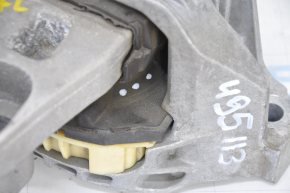 Engine mount left Mercedes CLA 250 14-19 cracked