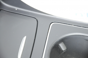 Central console armrest and cup holders Mercedes GLA 14-20 beige, scratches, scuffs