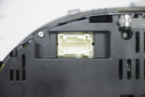Instrument cluster Mercedes GLA 15-20 80k, scratch