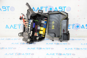 Mercedes GLA 15-20 underhood fuse box assembly