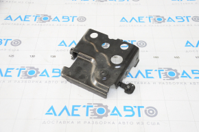 Side member bump stop bracket left Mercedes GLA 15-20