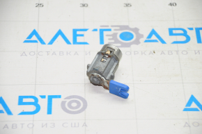 Door lock cylinder front left GMC Terrain 10-17