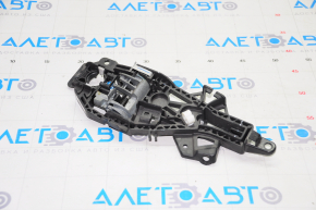 Front left door handle mechanism for a 16-19 Chevrolet Volt