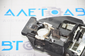 Front left door handle mechanism Cadillac ATS 13 - broken fastener