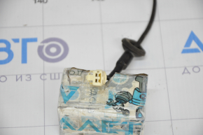 Right door closing sensor Toyota Sienna 11-20 is torn