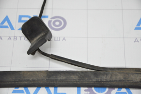 Right door closing sensor Toyota Sienna 11-20 is torn