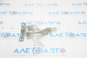 Coolant pump bracket Mercedes GLA 15-20