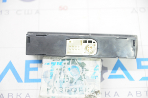 USB plug Carplay interface Mercedes GLA 14-20 scratches